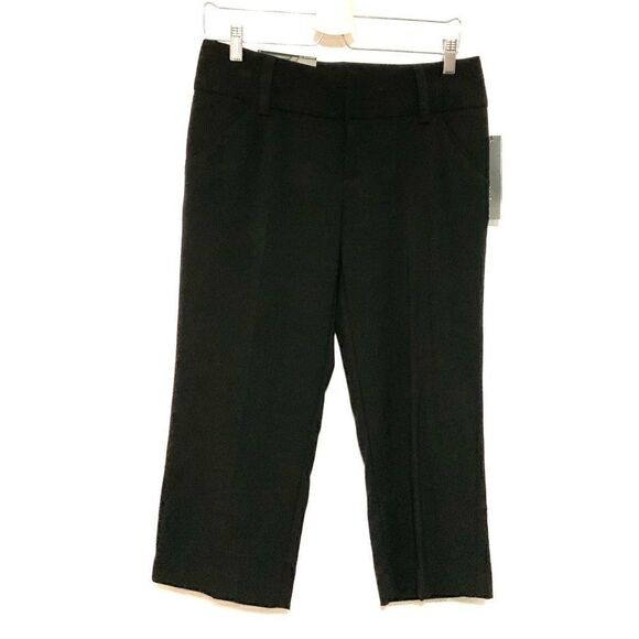Daisy Fuentes Straight Leg Mid Rise Favorite Fit - Picture 1 of 8